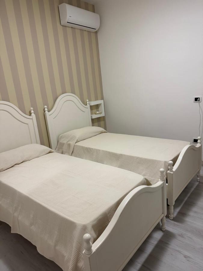 B&B By Family L&G Вибо Валентия Марина Екстериор снимка