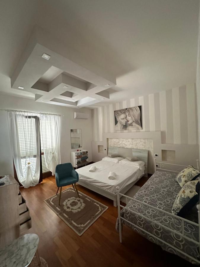 B&B By Family L&G Вибо Валентия Марина Екстериор снимка